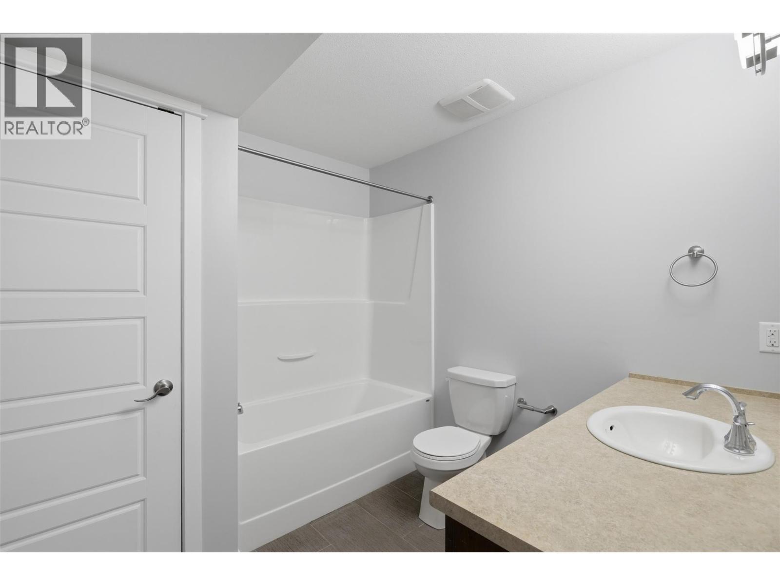 2104 Doubletree Crescent, Kamloops, BC
