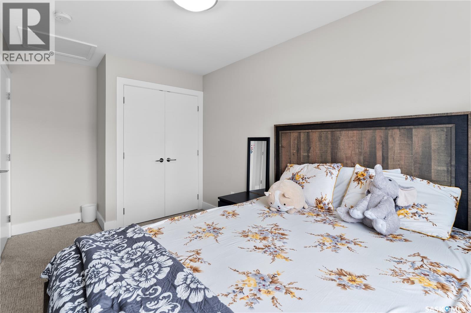 676 Meadows Boulevard, Saskatoon, SK