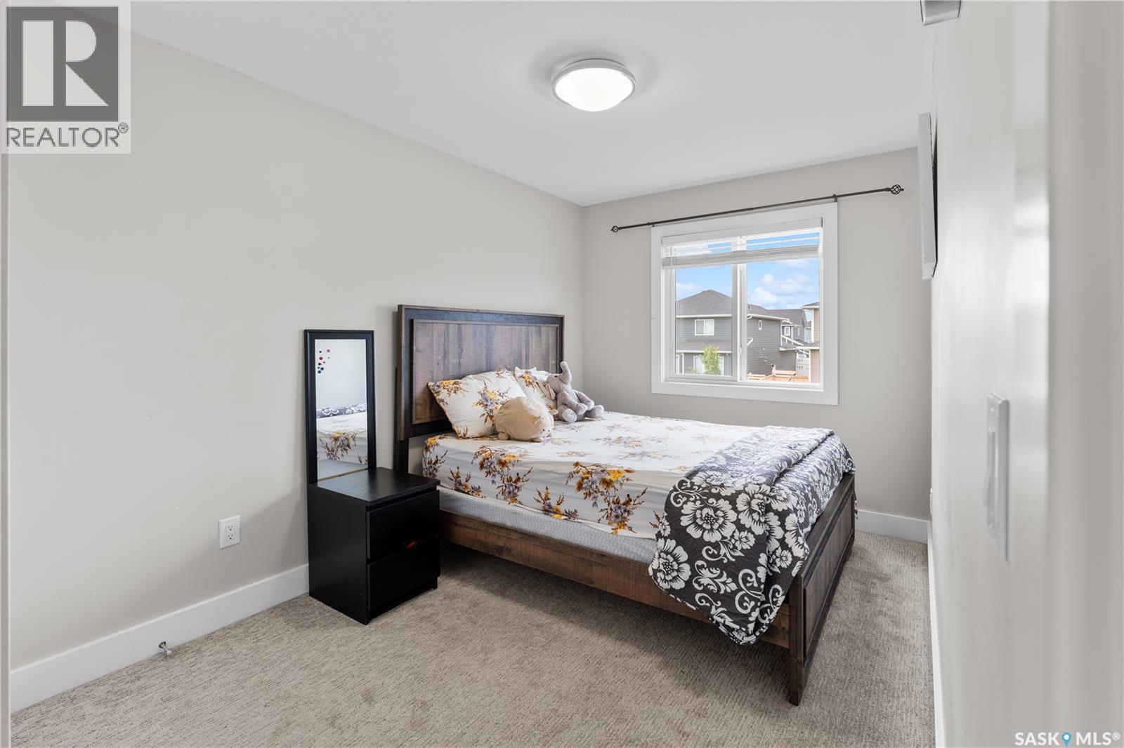 676 Meadows Boulevard, Saskatoon, SK