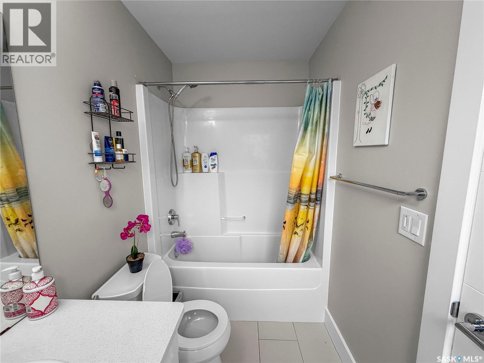 676 Meadows Boulevard, Saskatoon, SK