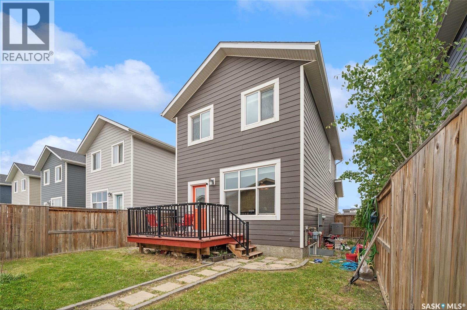676 Meadows Boulevard, Saskatoon, SK