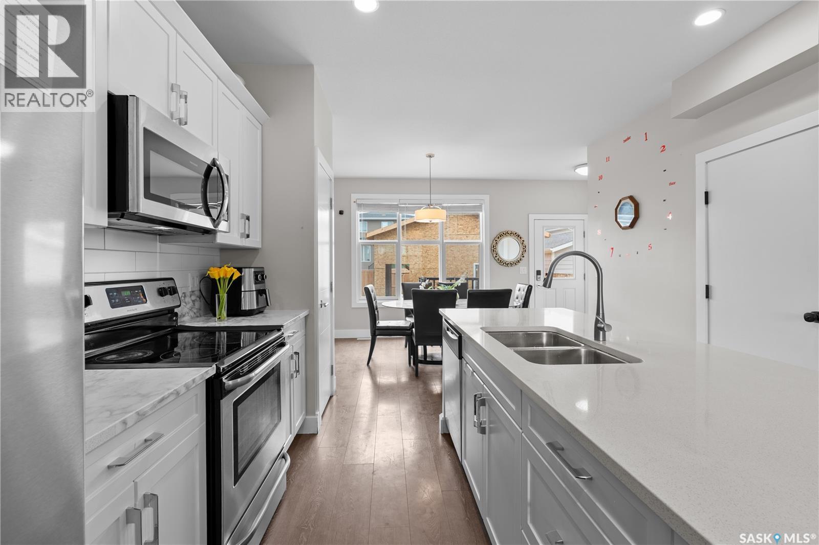 676 Meadows Boulevard, Saskatoon, SK