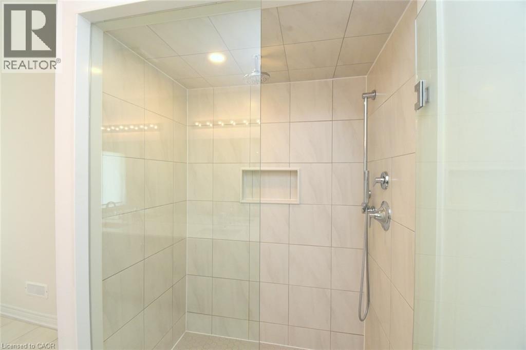266 Chippewa Avenue, Shelburne, ON - Indoor Photo Showing Bathroom