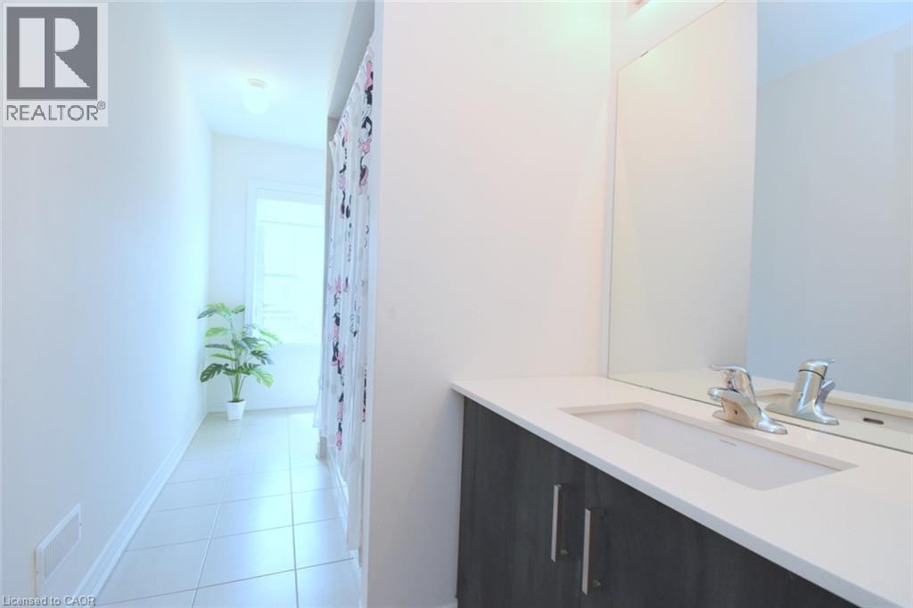 266 Chippewa Avenue, Shelburne, ON - Indoor Photo Showing Bathroom