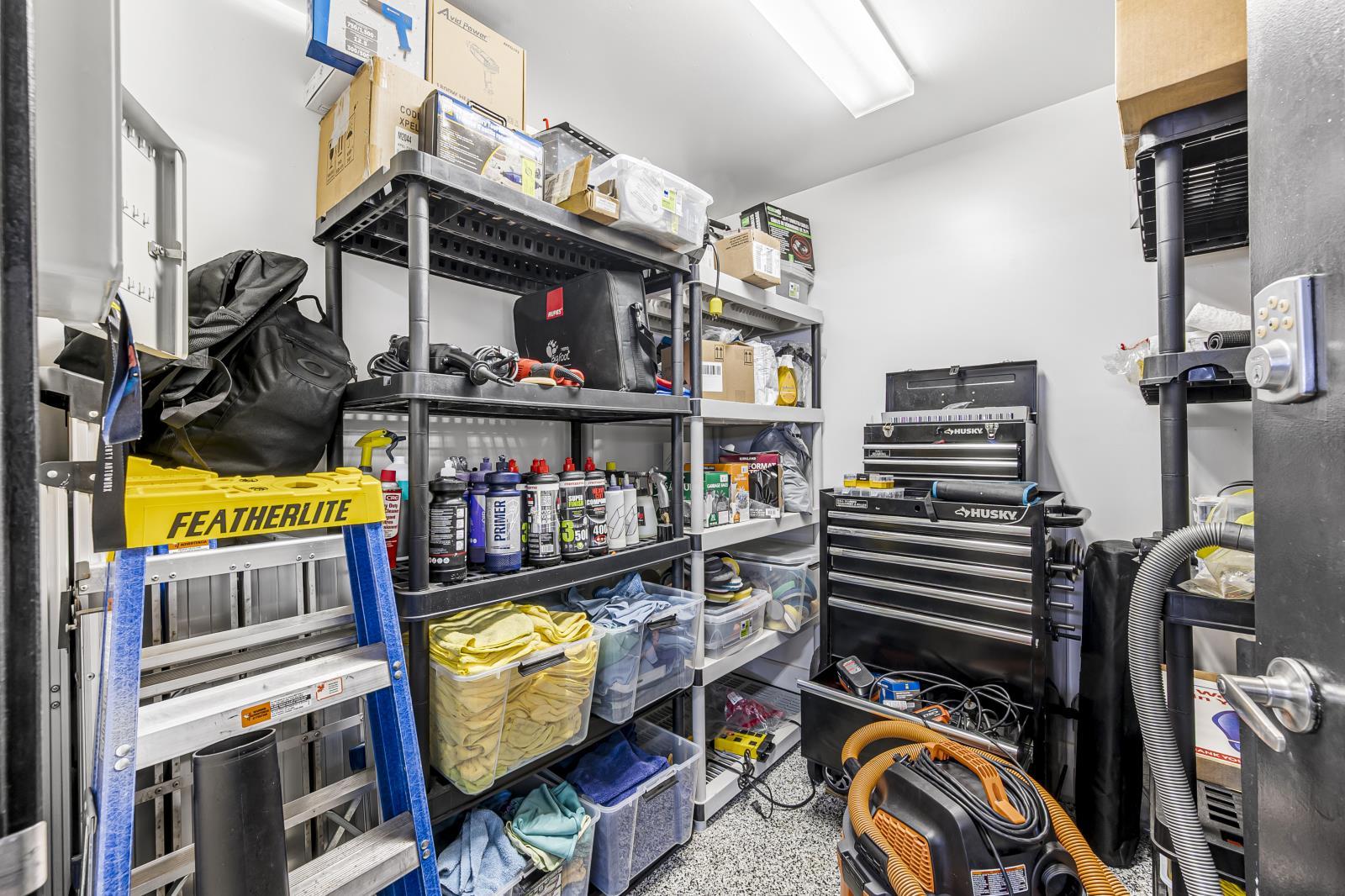 Unit 1, Unit 2, Unit 8, 12936 156 St, Edmonton, AB