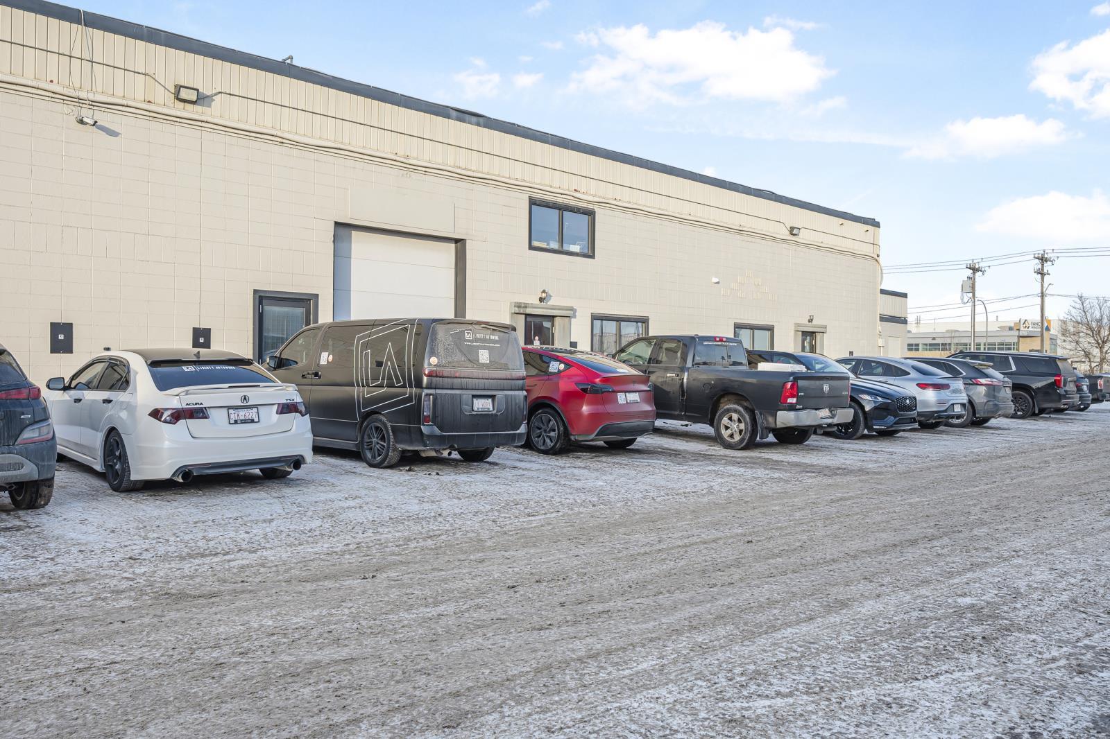 Unit 1, Unit 2, Unit 8, 12936 156 St, Edmonton, AB