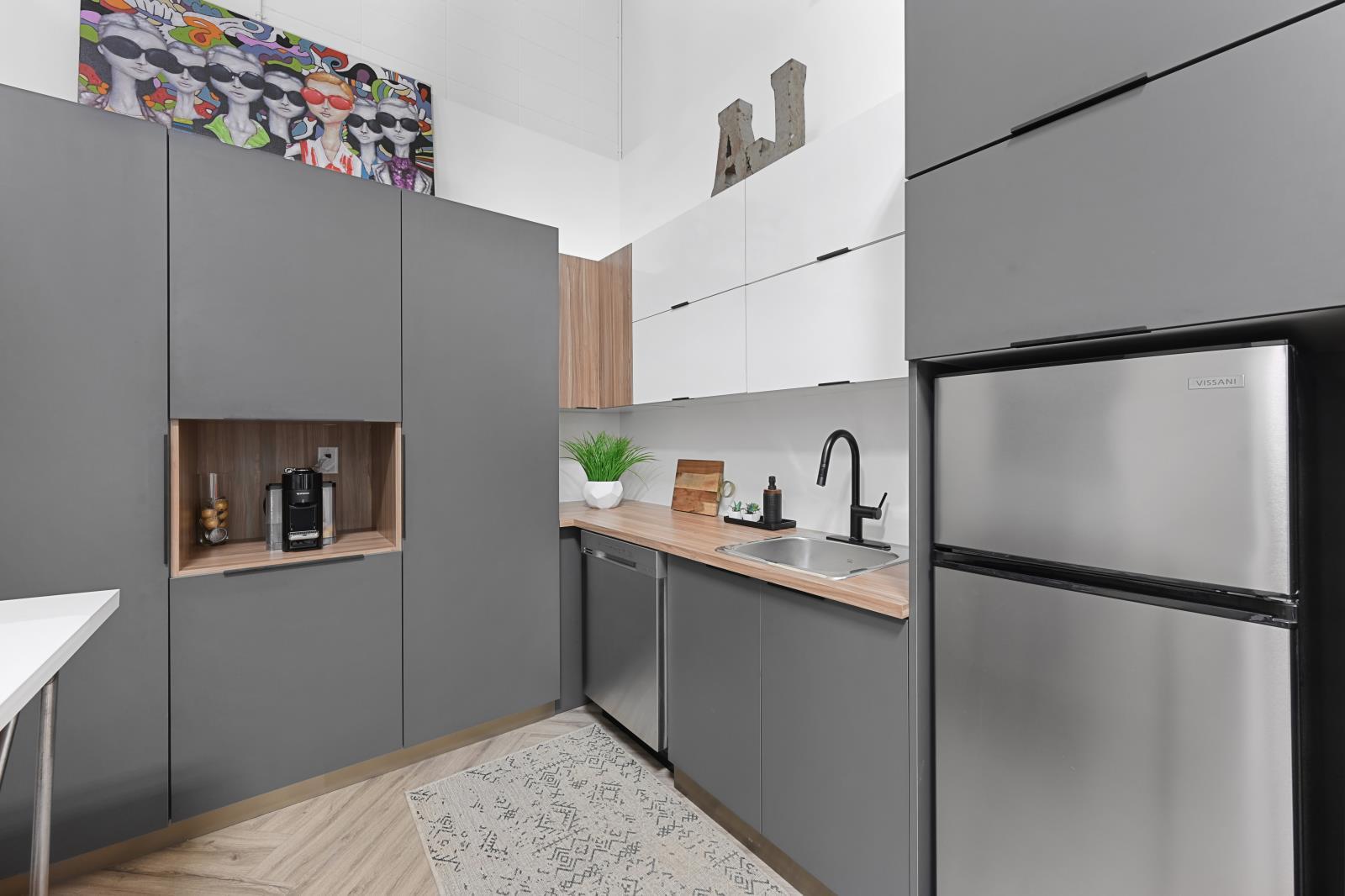 Unit 1, Unit 2, Unit 8, 12936 156 St, Edmonton, AB