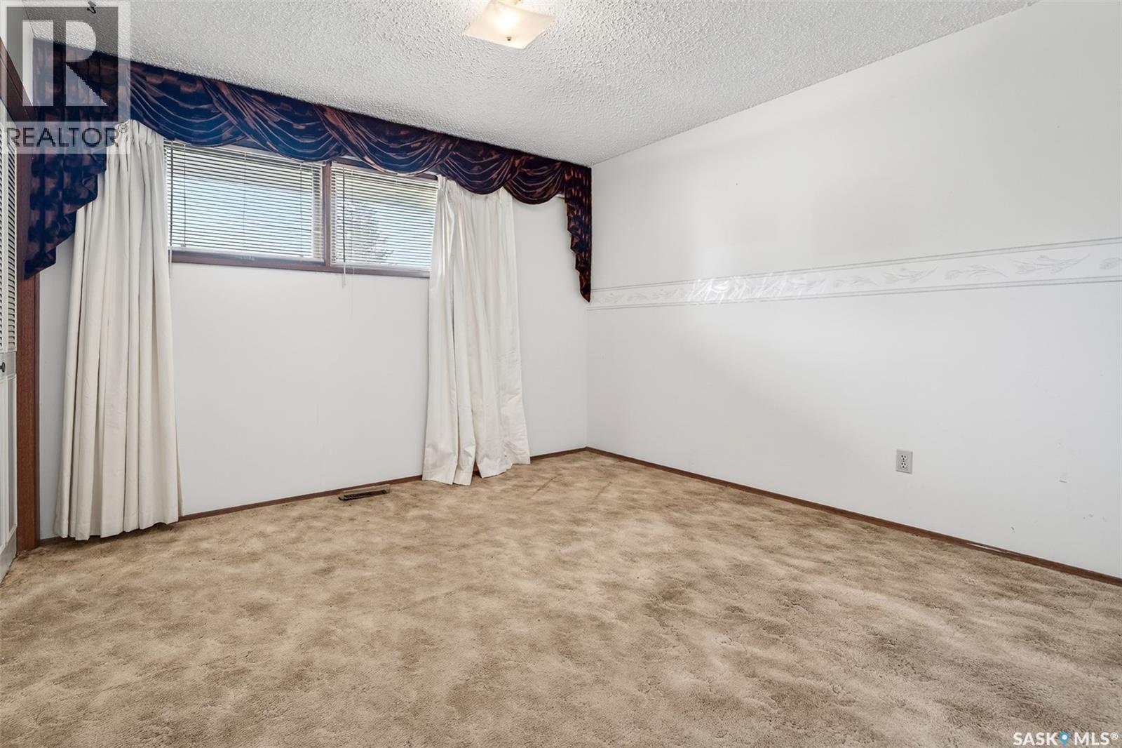 1373 Prince Crescent, Moose Jaw, SK