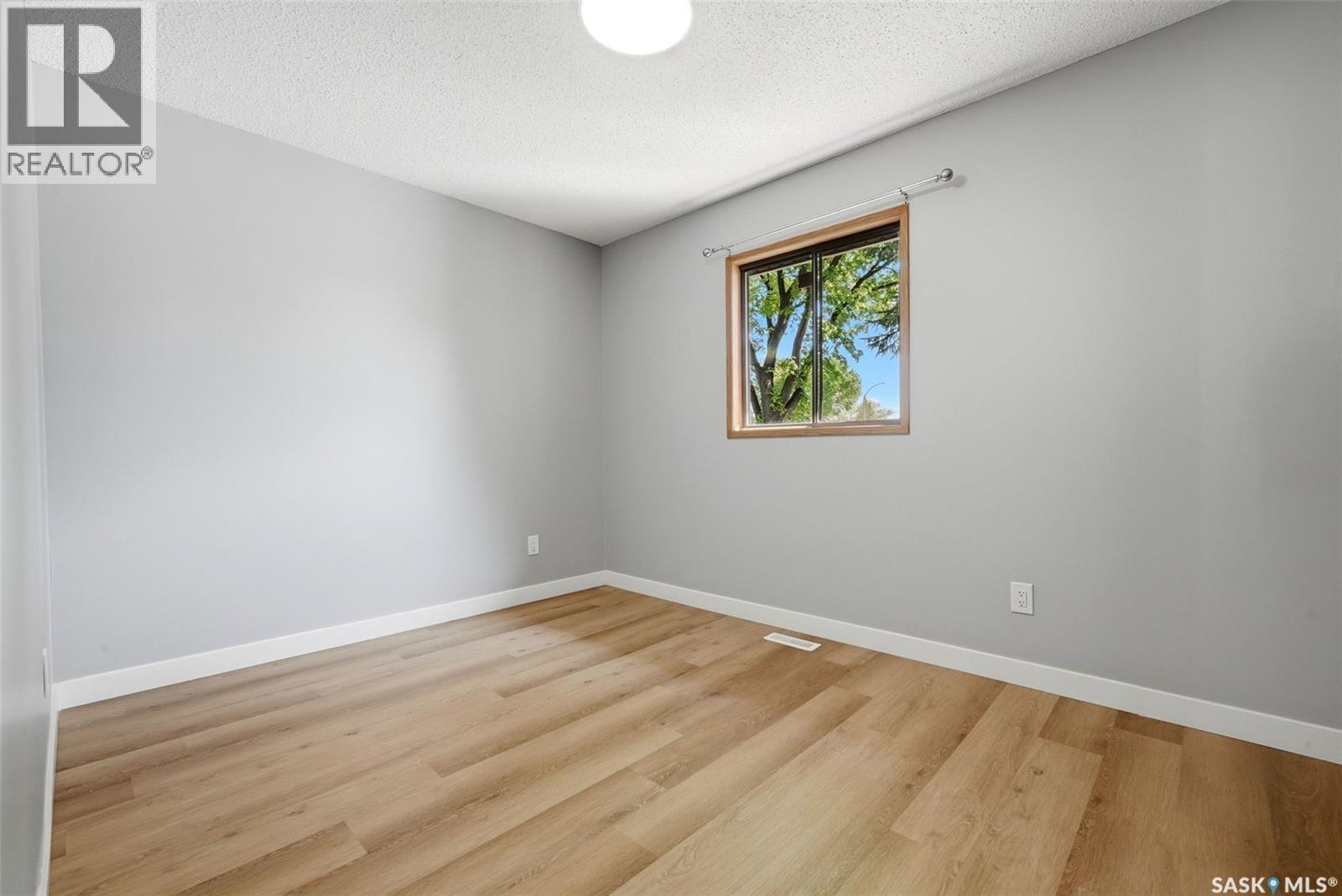 6463 Rochdale Boulevard, Regina, SK