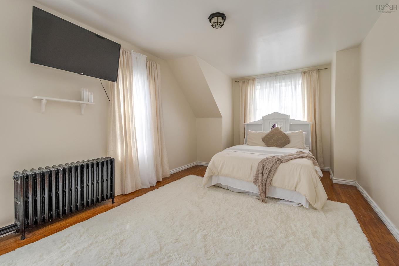 102 North Foord Street, Stellarton, NS
