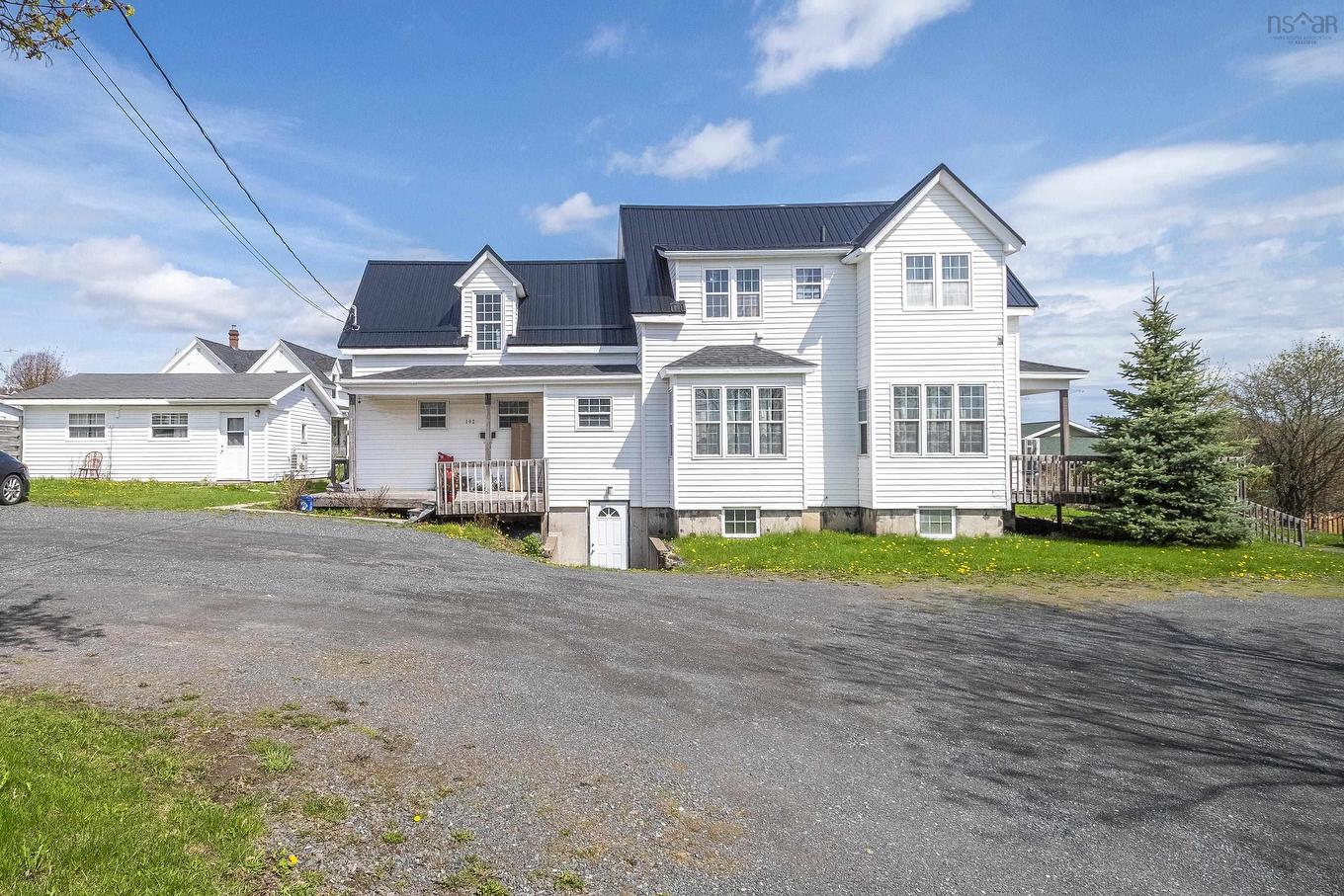 102 North Foord Street, Stellarton, NS