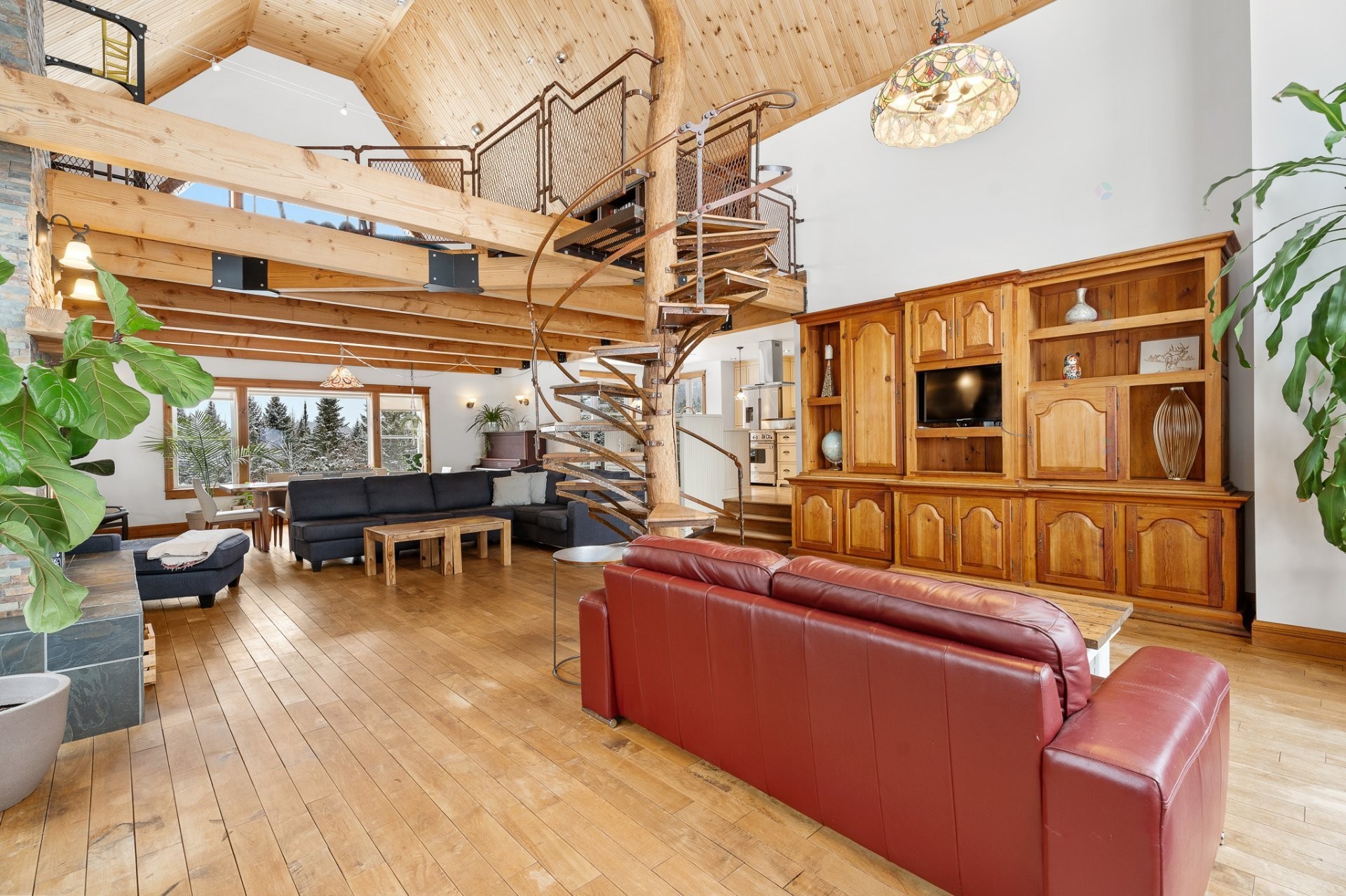 Living Room - 21 Imp. Des Chevreuils, Sainte-Agathe-Des-Monts, QC