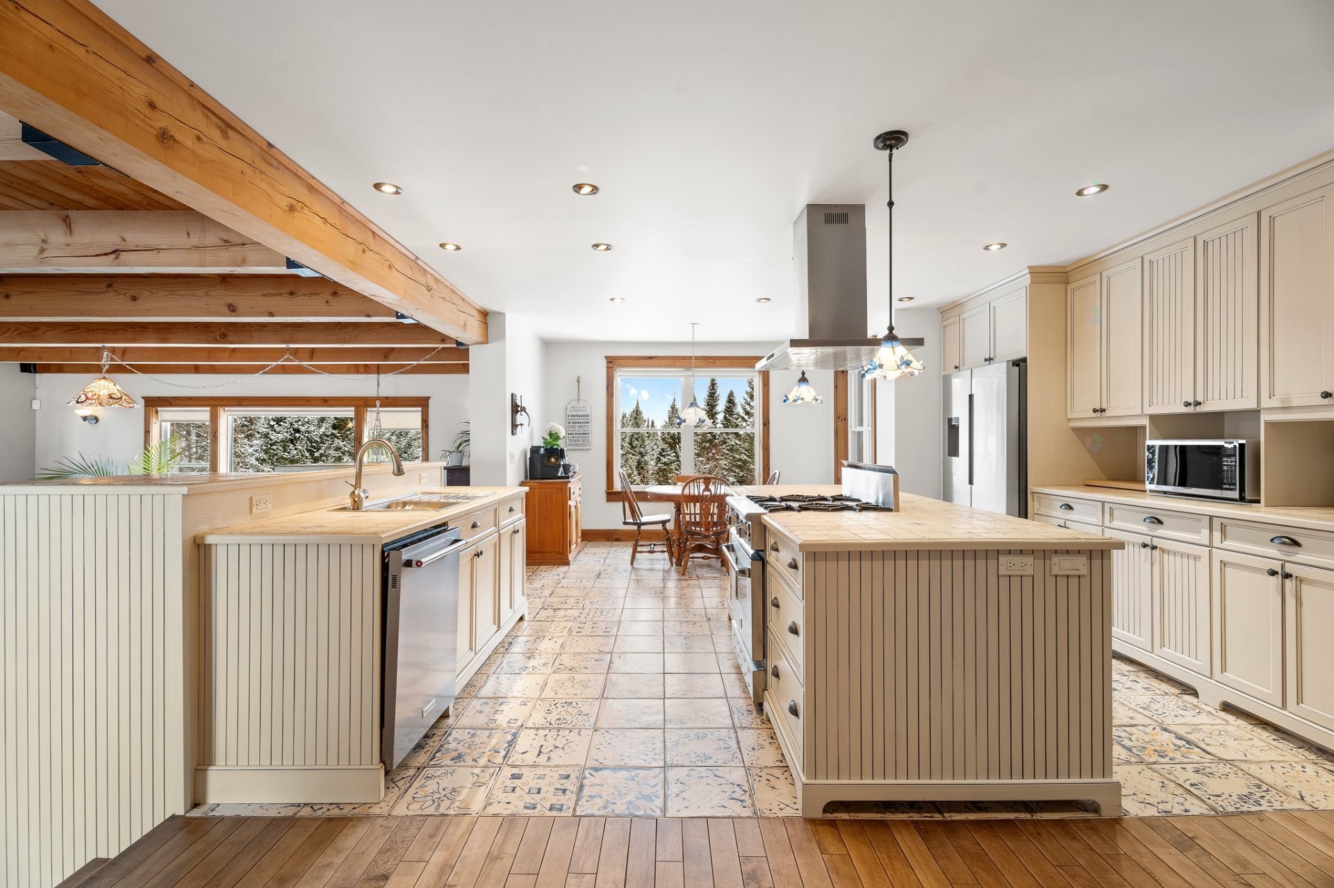 Kitchen - 21 Imp. Des Chevreuils, Sainte-Agathe-Des-Monts, QC