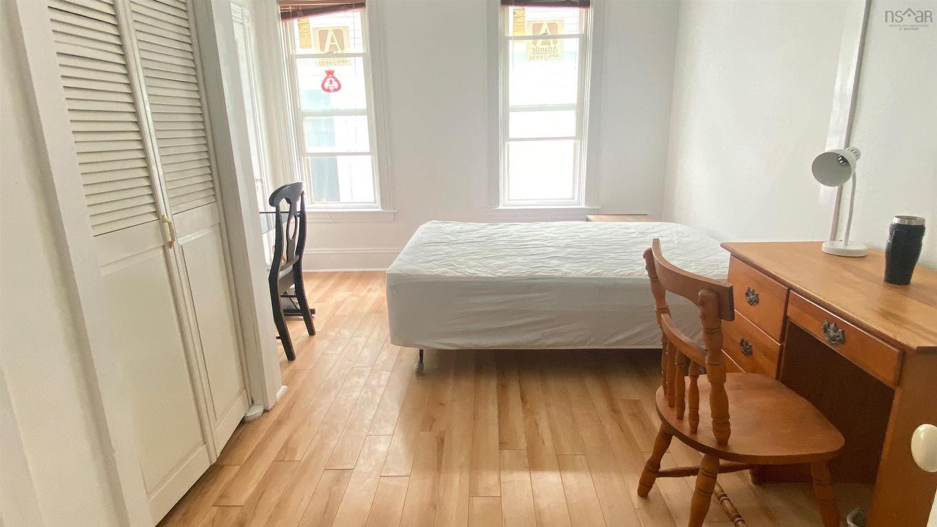 257 Bentinck Street, Cape Breton, NS - Indoor Photo Showing Bedroom