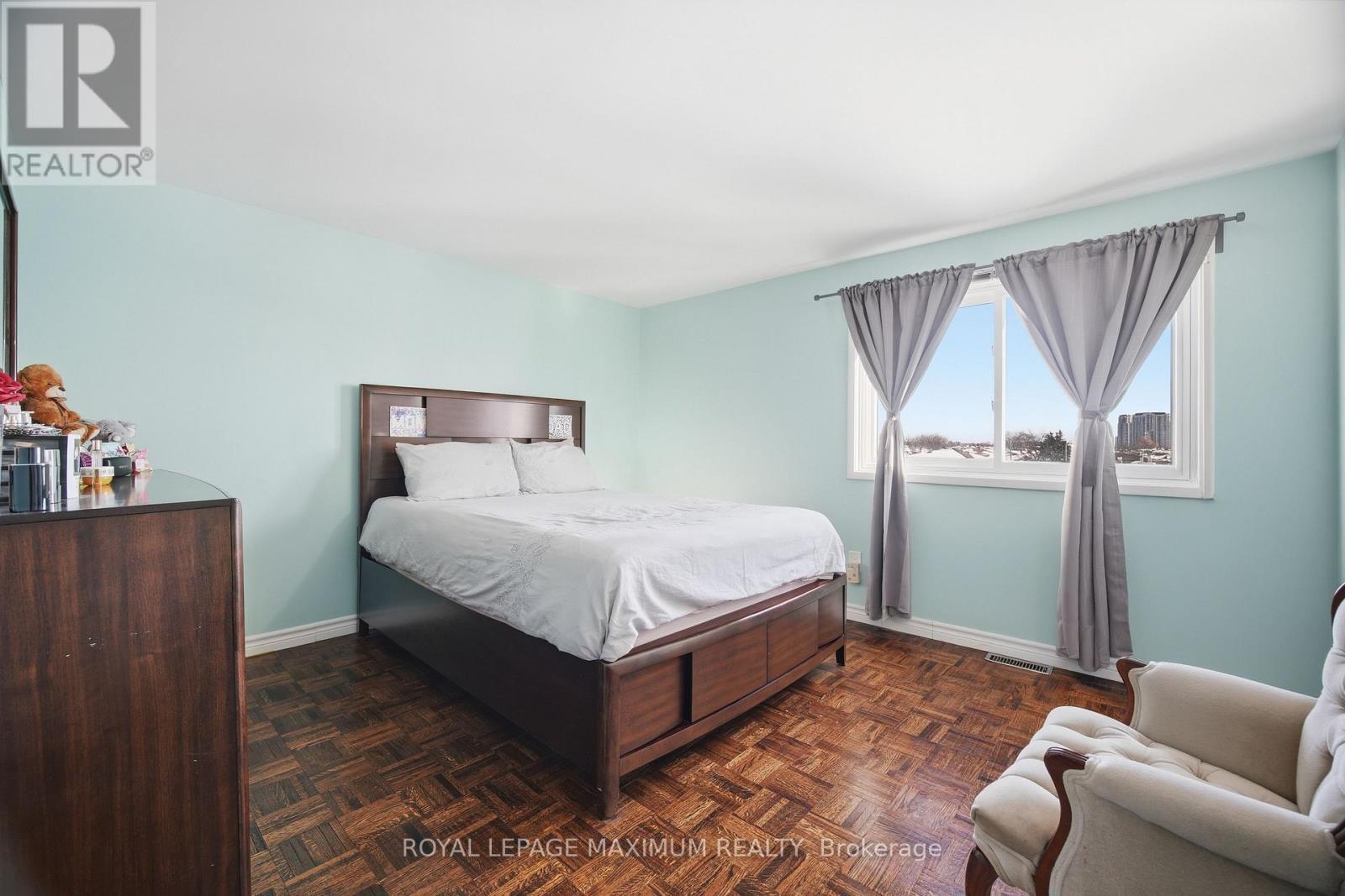 7493 Bybrook Drive, Mississauga, ON