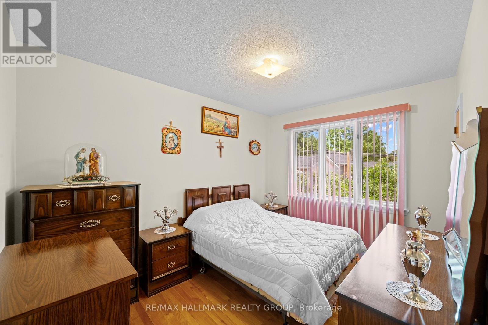 839 Weston Drive, Ottawa, ON