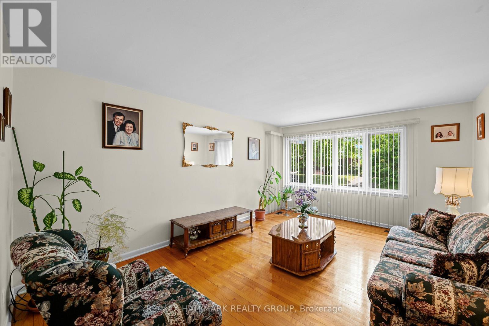 839 Weston Drive, Ottawa, ON