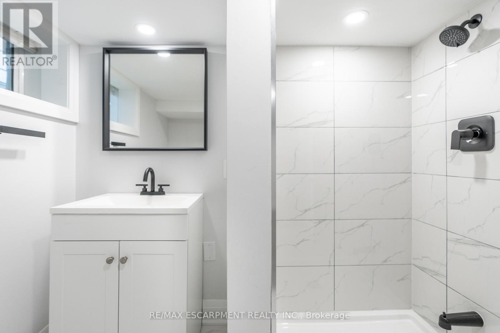 536 Cannon Street E, Hamilton, ON