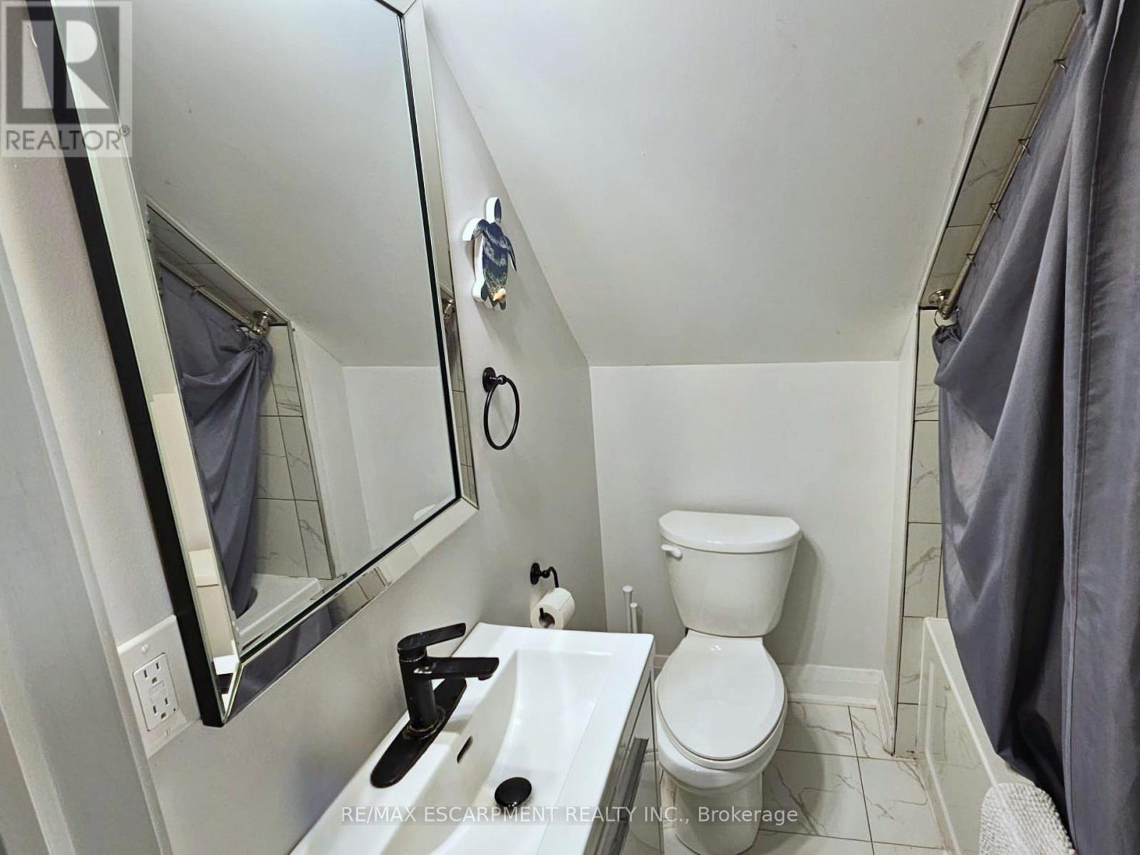 536 Cannon Street E, Hamilton, ON