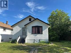 230 10th STREET E Prince Albert, SK S6V 0Y9