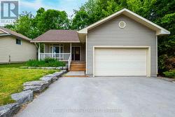 17 SHORT STREET Kawartha Lakes (Fenelon Falls), ON K0M 1N0