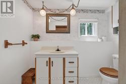 Powder room -