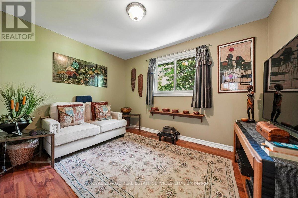 987 Sierra Boulevard, Mississauga, ON
