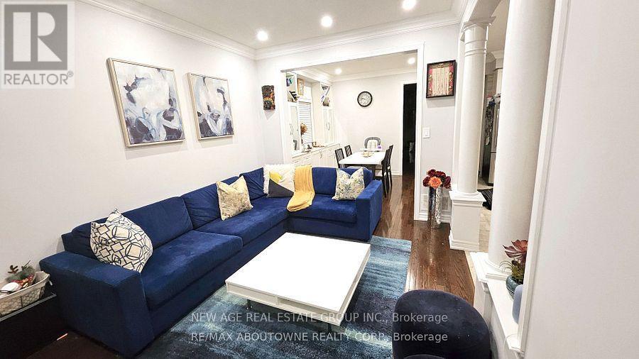 42 Ozner Crescent, Vaughan, ON