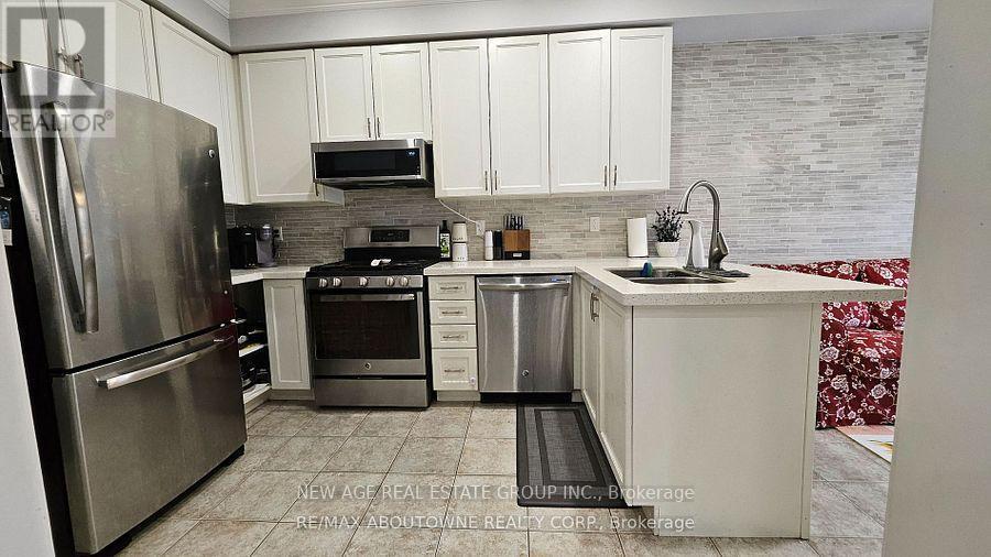 42 Ozner Crescent, Vaughan, ON