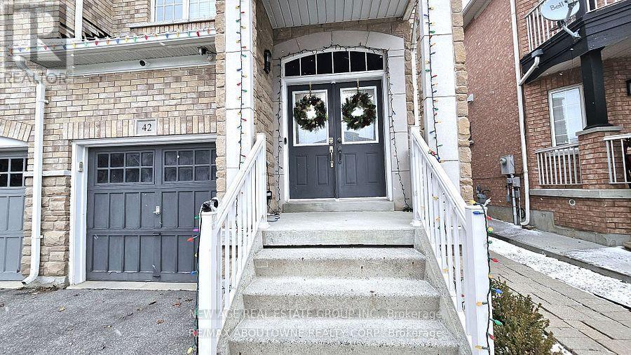 42 Ozner Crescent, Vaughan, ON