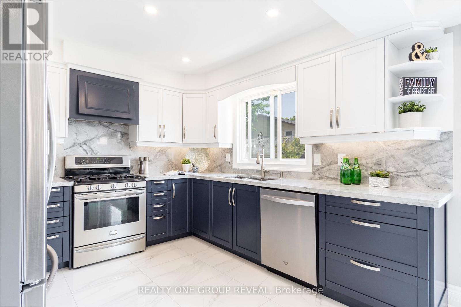 124 Bathgate Drive, Toronto, ON