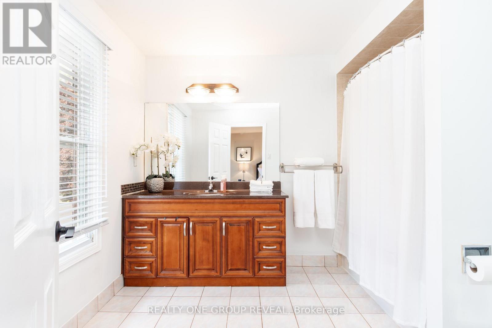 124 Bathgate Drive, Toronto, ON