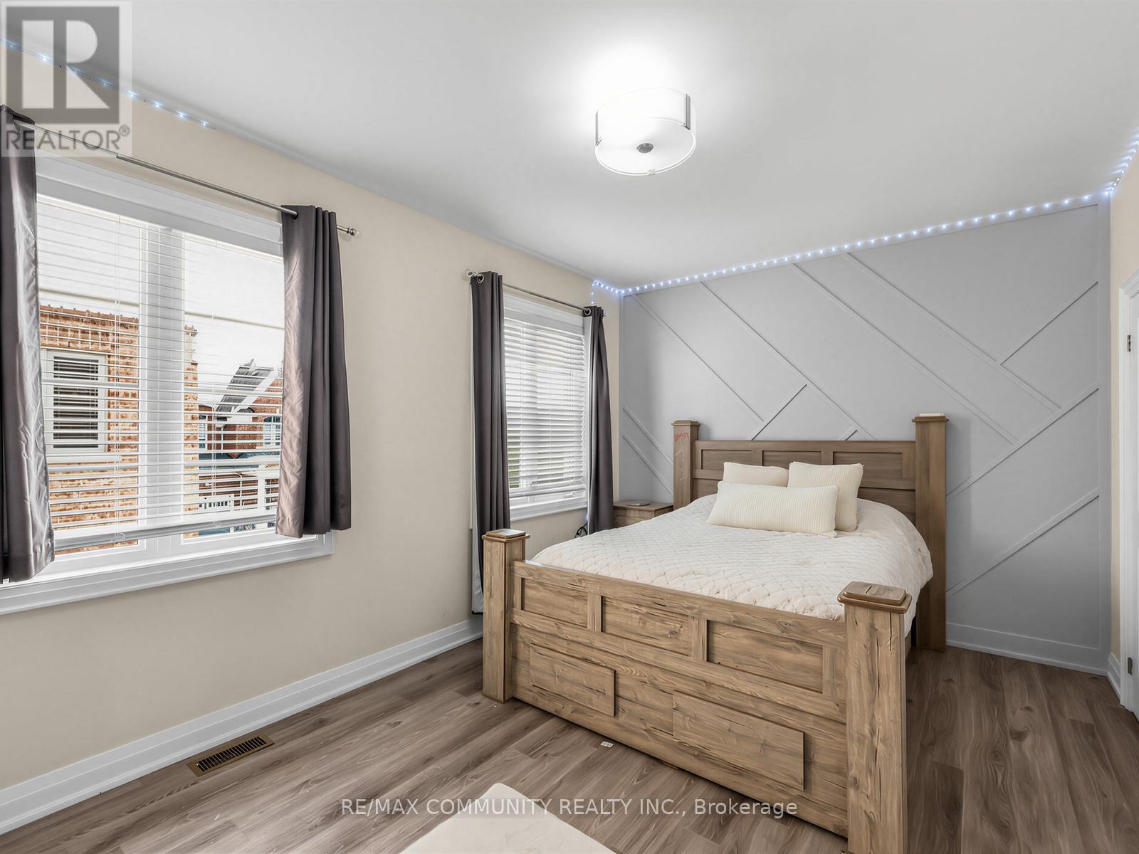 9 Clutterbuck Lane, Ajax, ON