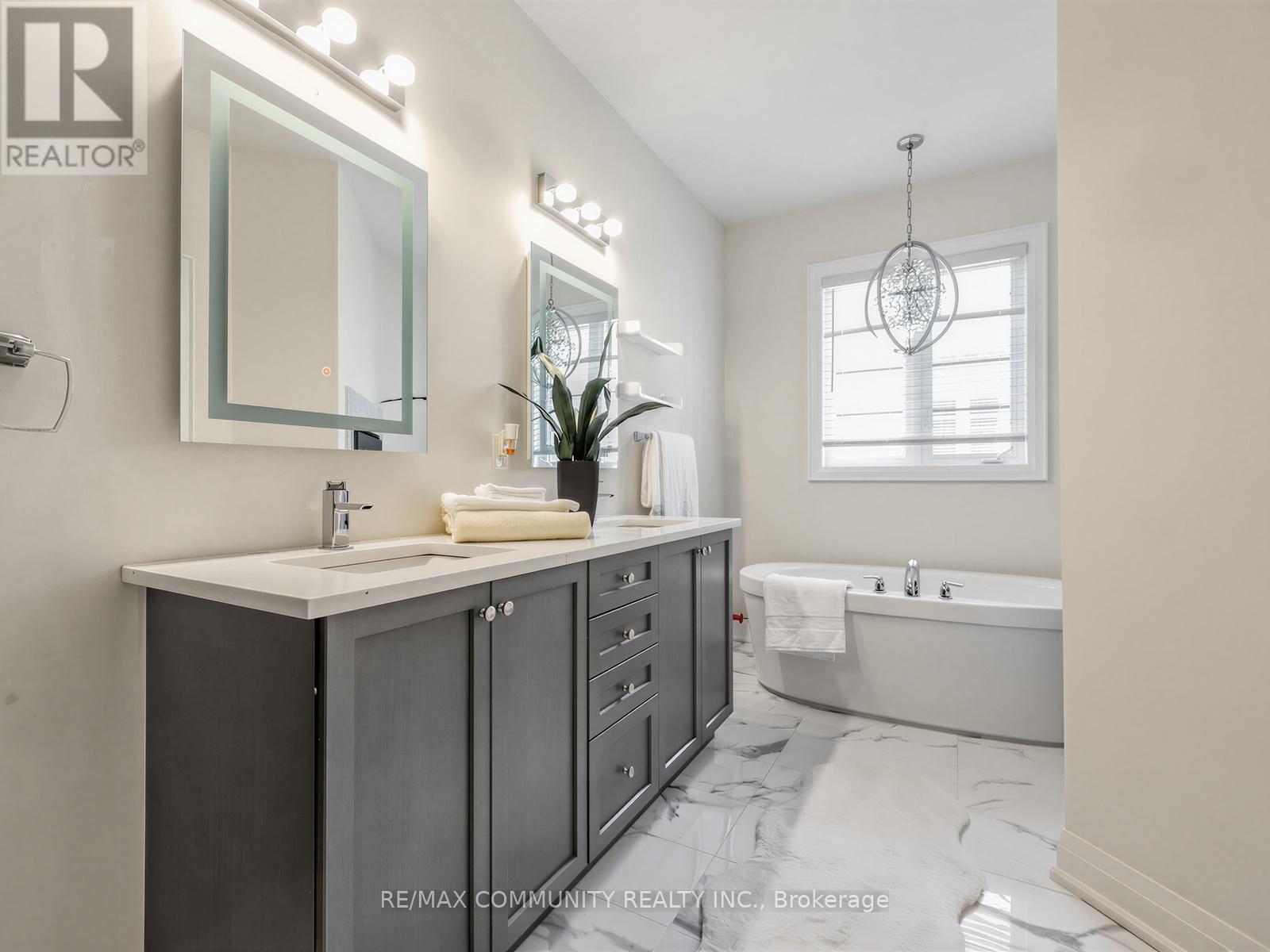 9 Clutterbuck Lane, Ajax, ON
