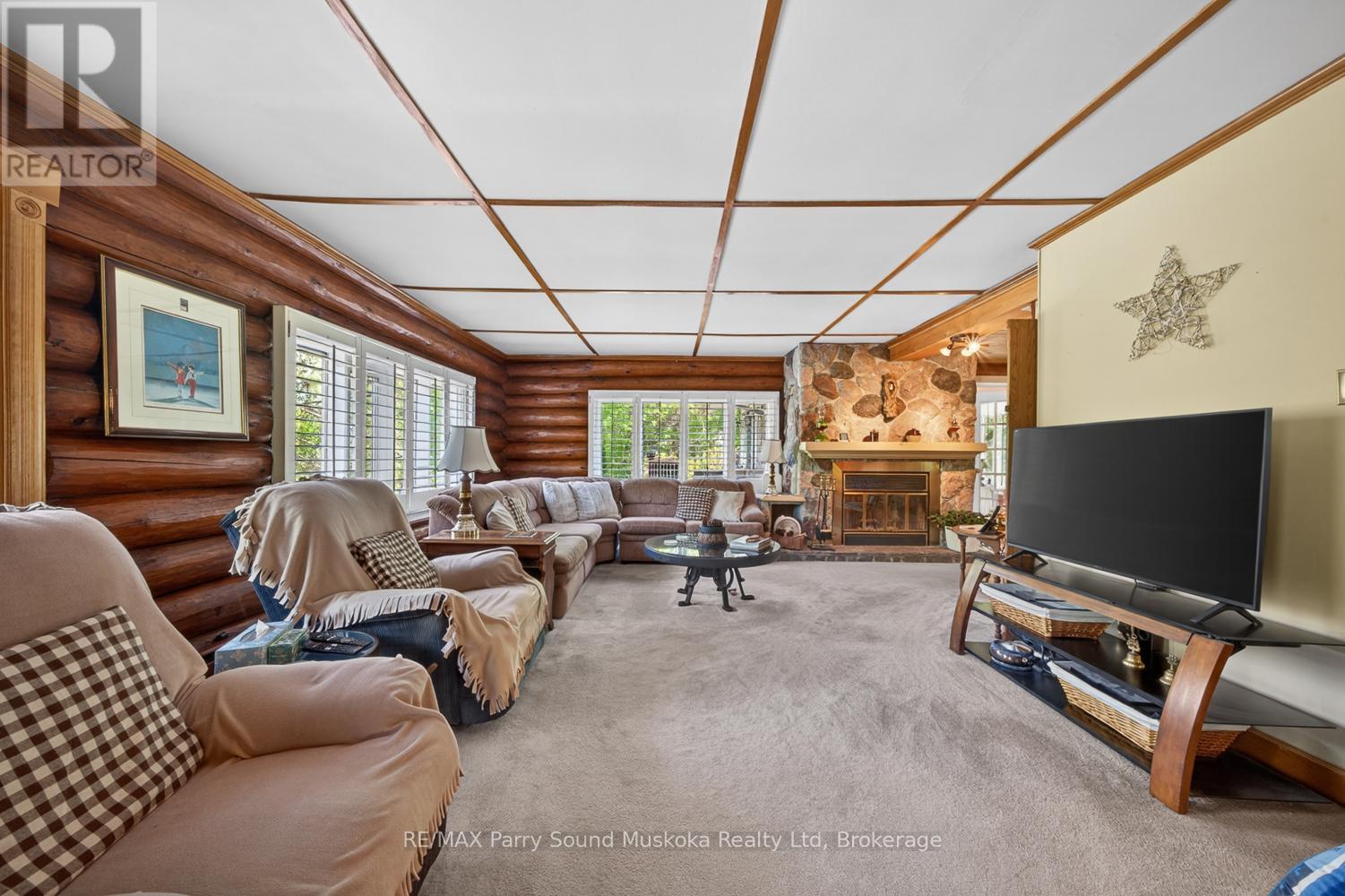 203 Horseshoe Lake Road, Seguin, ON