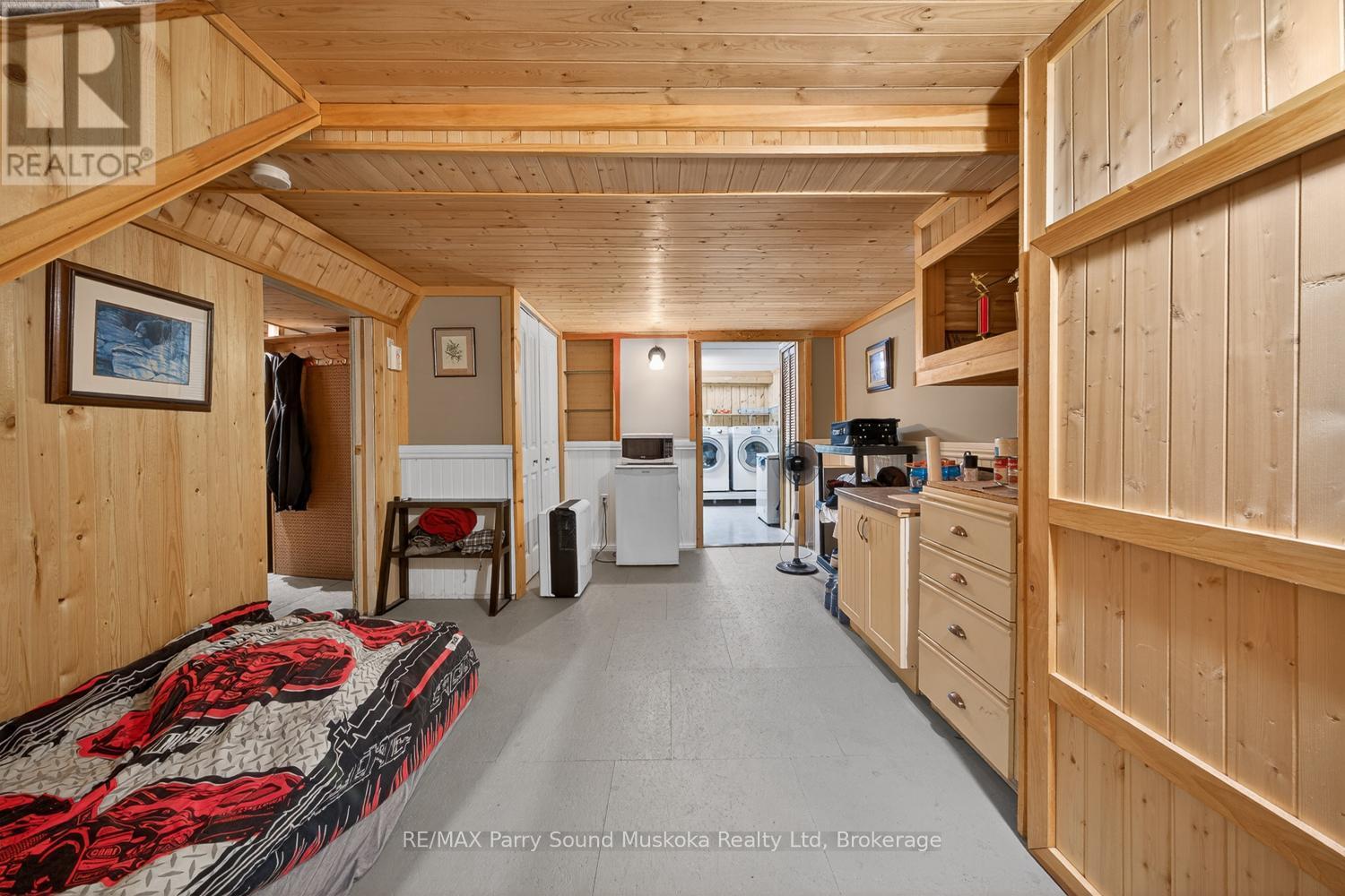 203 Horseshoe Lake Road, Seguin, ON