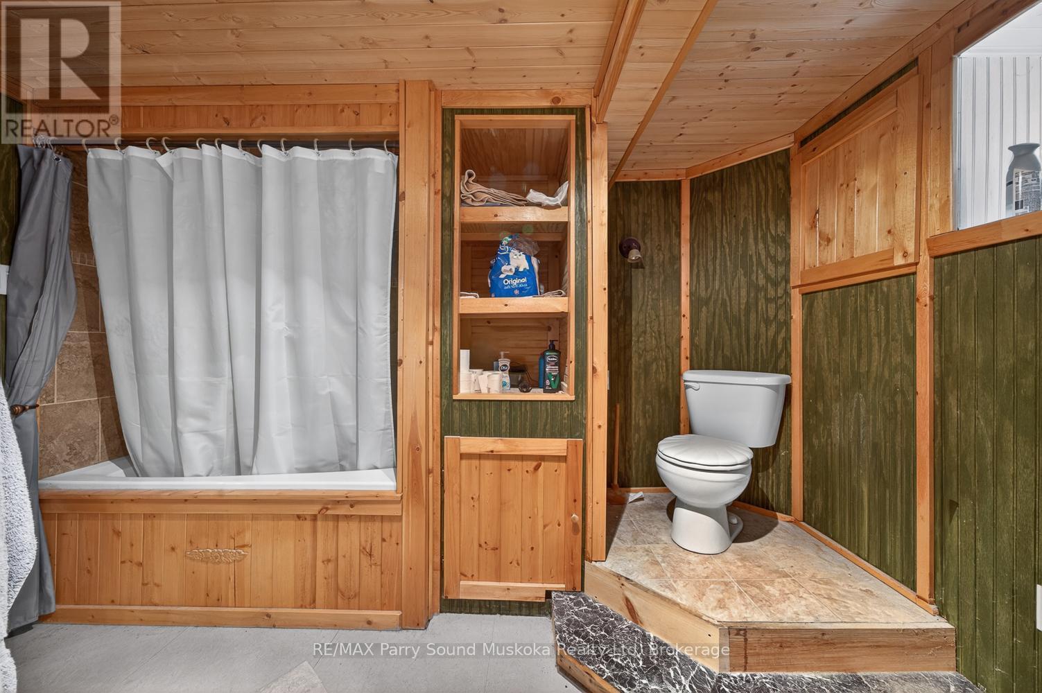 203 Horseshoe Lake Road, Seguin, ON