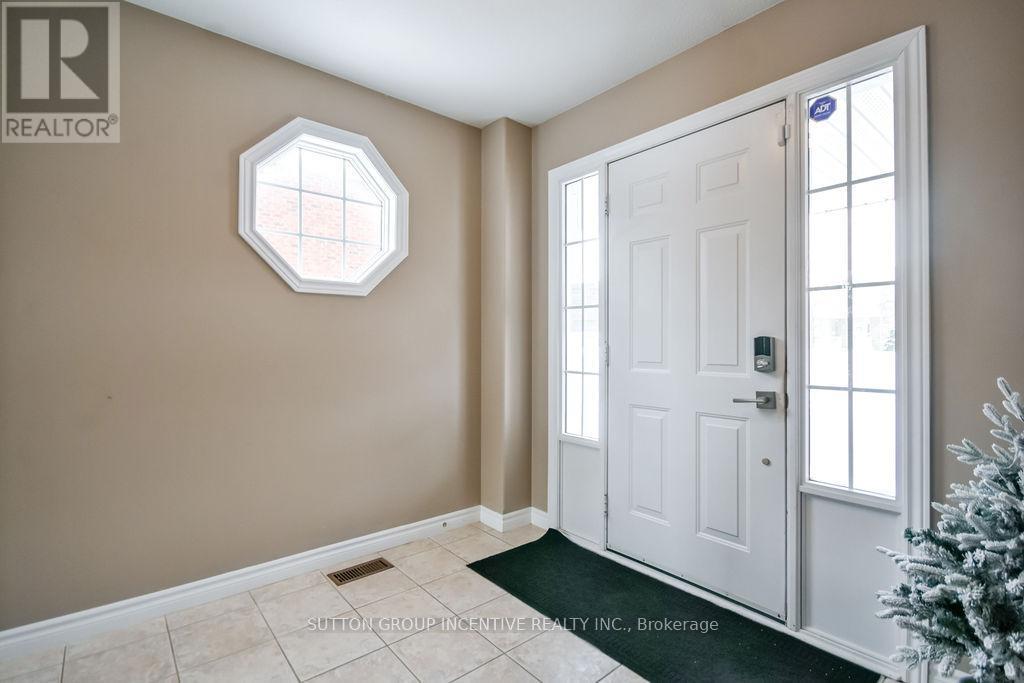 36 Nicklaus Drive, Barrie, ON