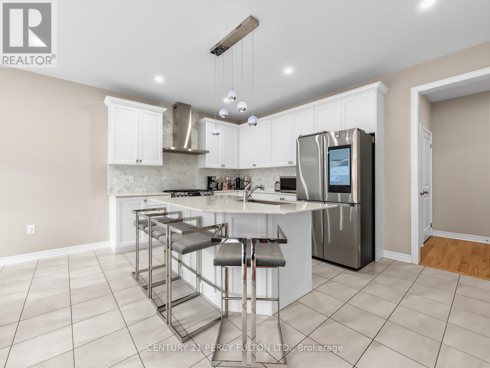 54 Farringdon Crescent, Brampton, ON