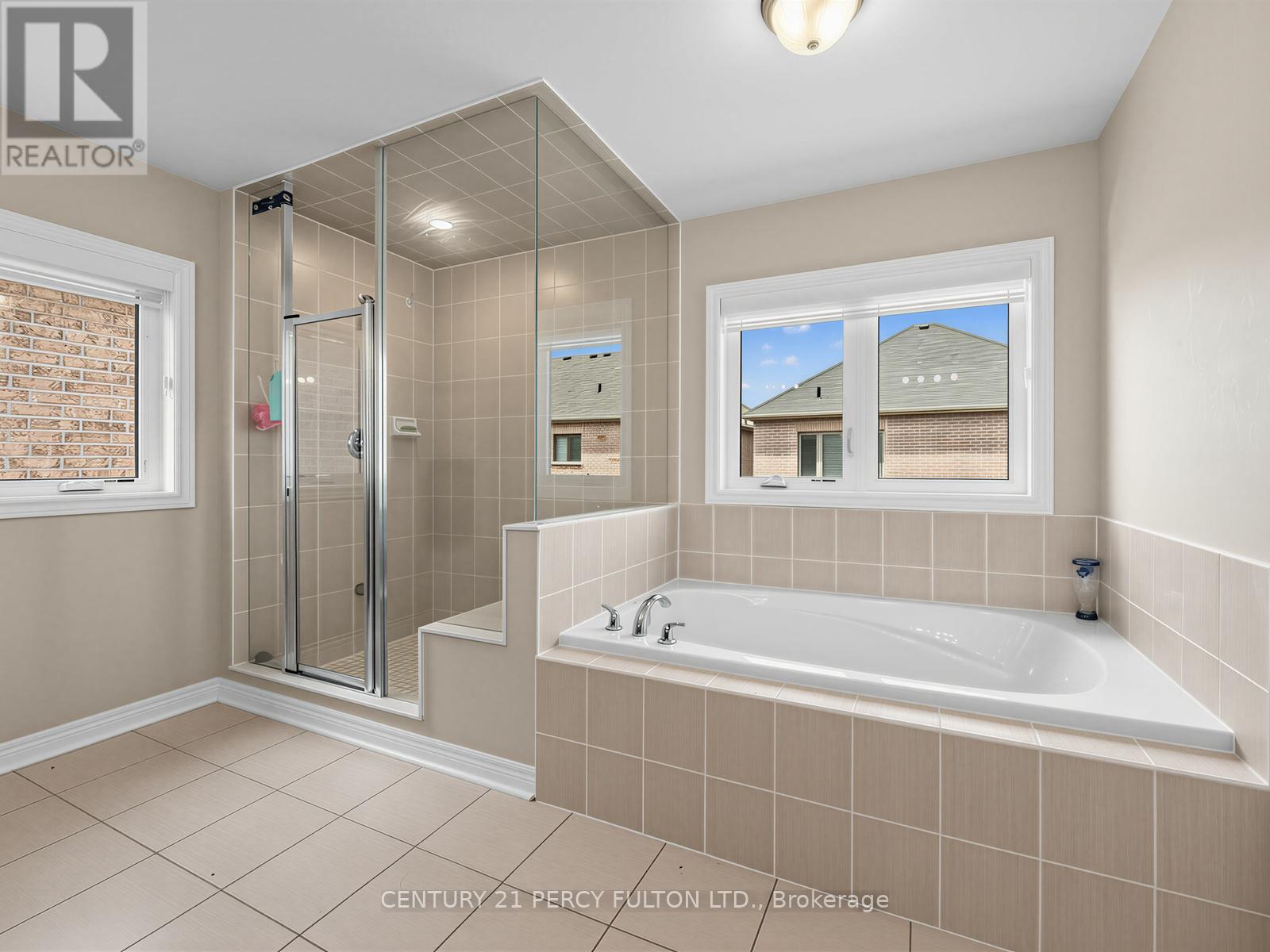 54 Farringdon Crescent, Brampton, ON