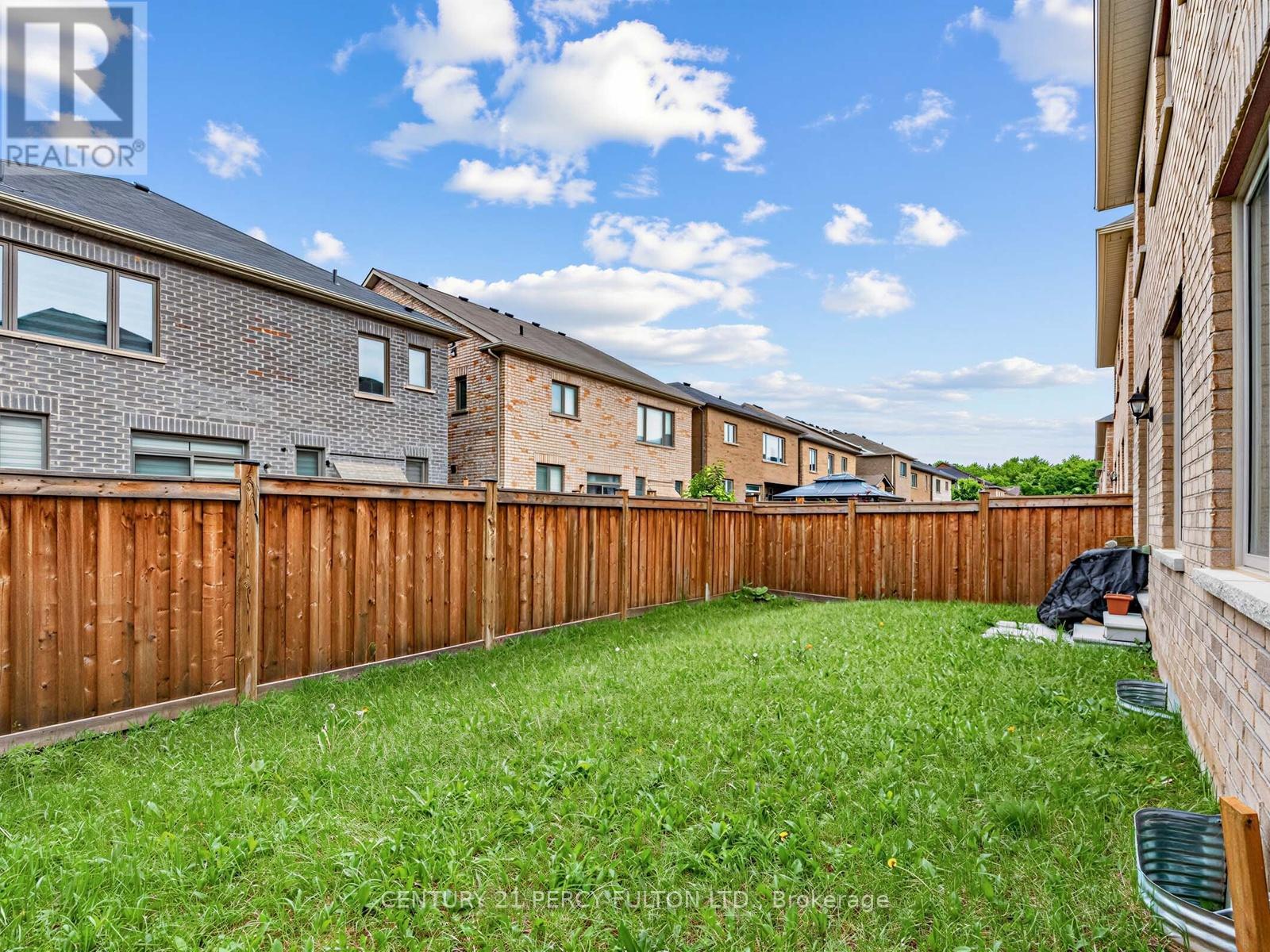 54 Farringdon Crescent, Brampton, ON