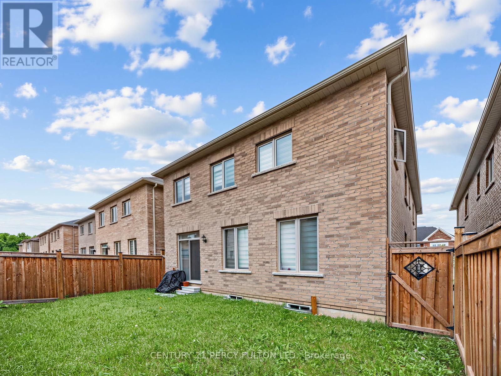 54 Farringdon Crescent, Brampton, ON