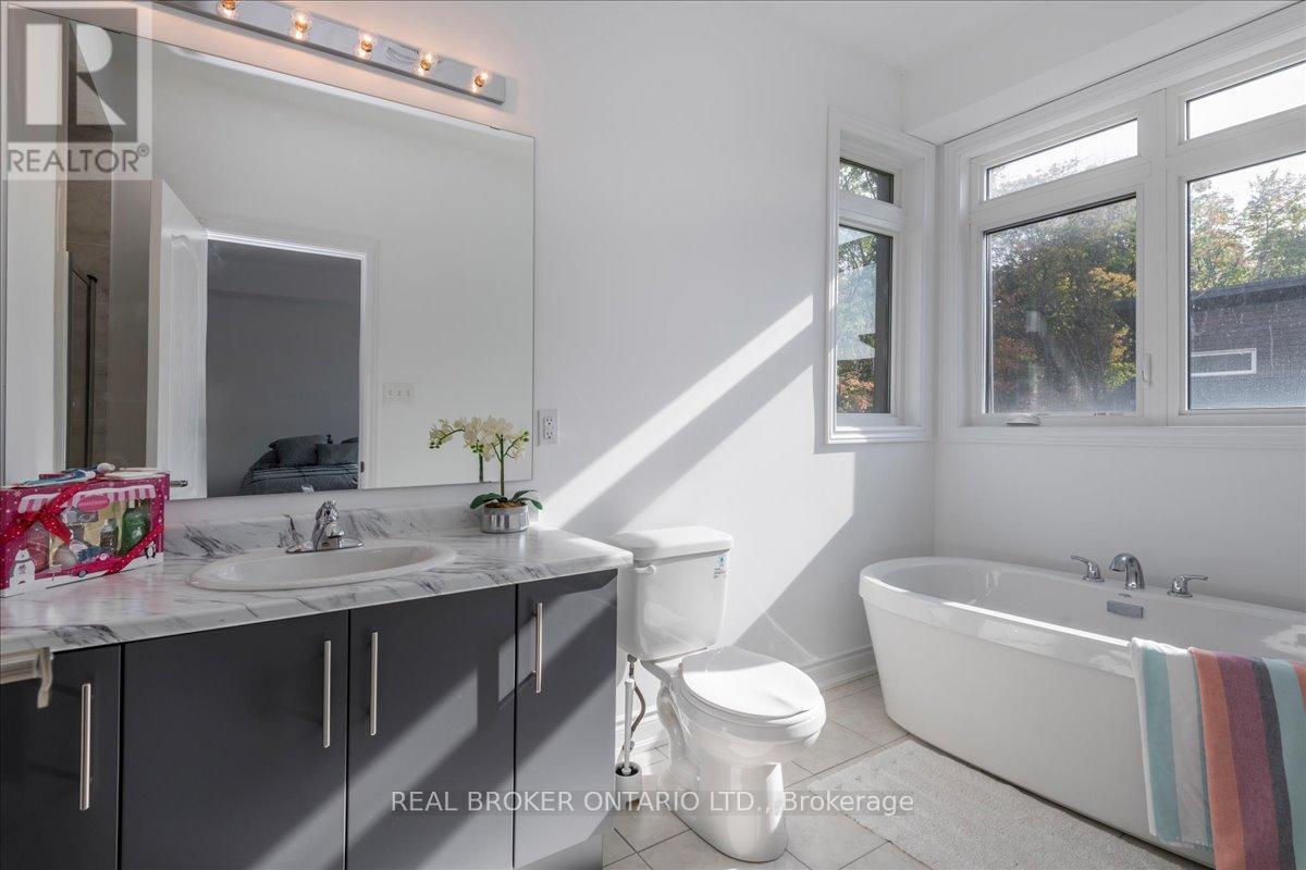 111 Marina Village Drive, Georgian Bay, ON