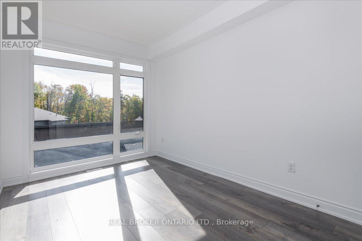 111 Marina Village Drive, Georgian Bay, ON