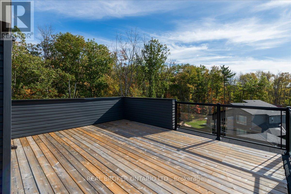 111 Marina Village Drive, Georgian Bay, ON