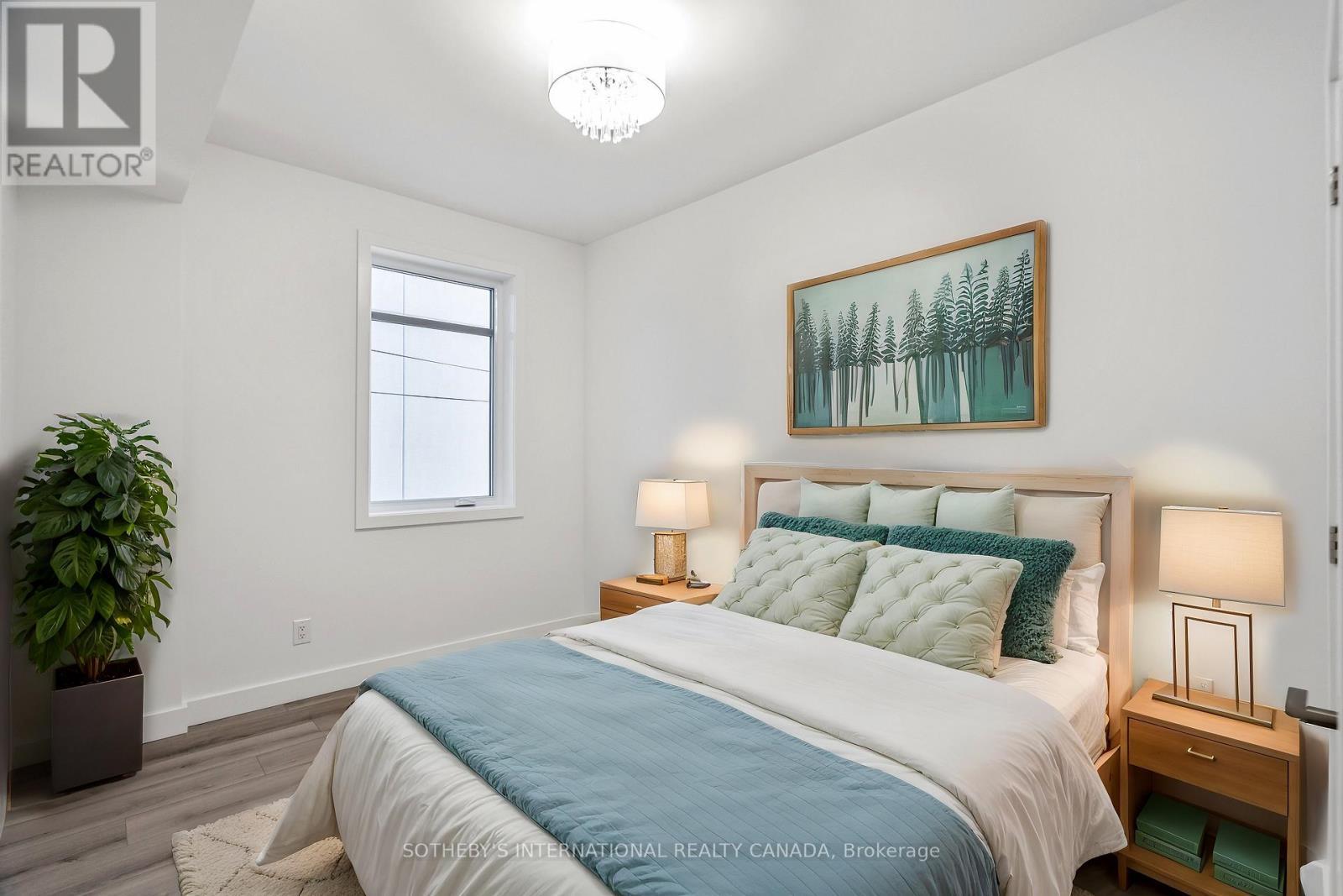 288 Duncairn Avenue, Ottawa, ON