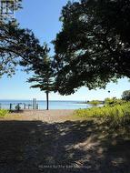 Minute to Sandy Beach -