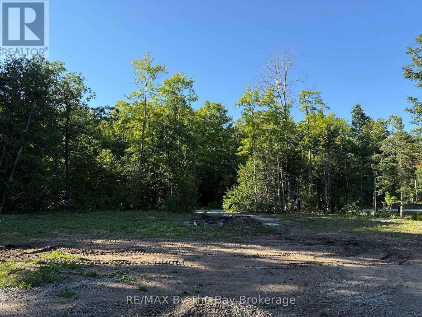 909 17 Concession, Tiny, ON