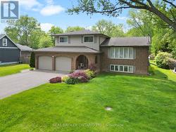 17 MONTGOMERY ROAD Welland (N. Welland), ON L3C 2Y2