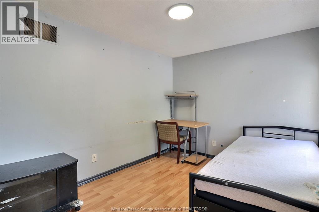 1920 University Avenue West, Windsor, ON
